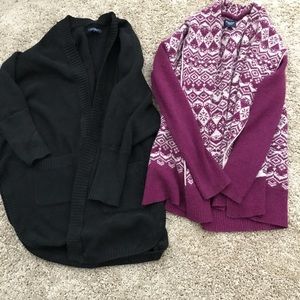 Lot of AEO cardigans.